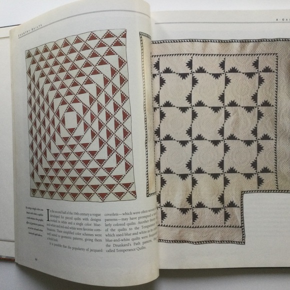 Vintage Book of Country Quilts - Picture 7 of 8